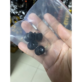 cao su ôp đâu ẽ 135 , 100k 4 cục
