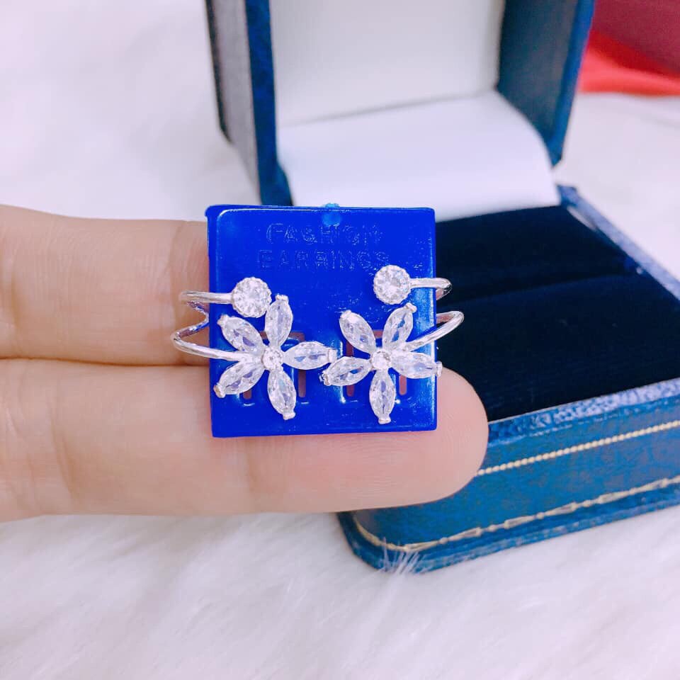 BÔNG TAI KẸP HOA 5 CÁNH LINH MIU SILVER