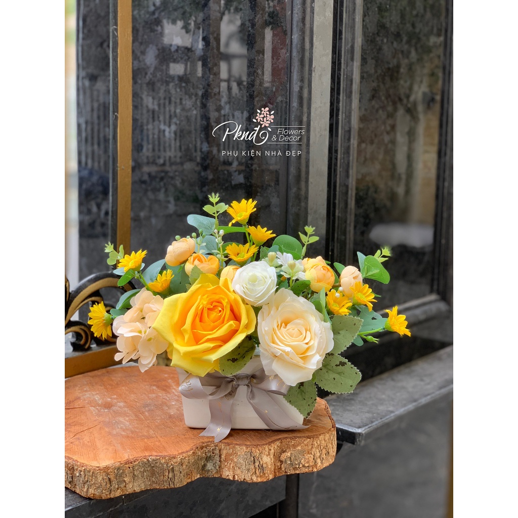 Chậu hoa giả chất lụa mềm mại trang trí đẹp PKND FLOWERS &amp; DECOR