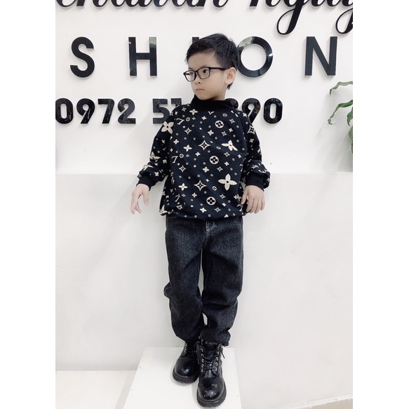 áo nỉ hoạ tiết cho bé có sẵn