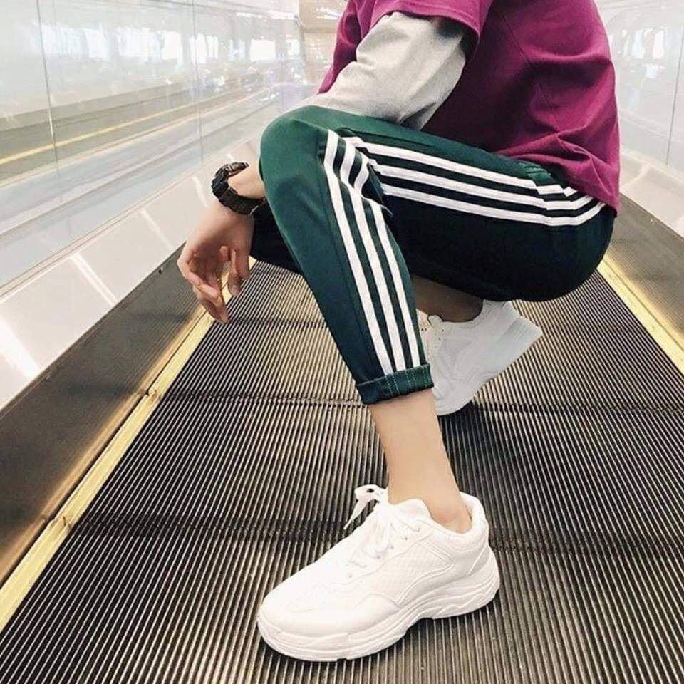 [Mã SKAMSALEP6 giảm 10% TỐI ĐA 100K đơn150K] Quần thể thao 3 sọc trắng Unisex | BigBuy360 - bigbuy360.vn