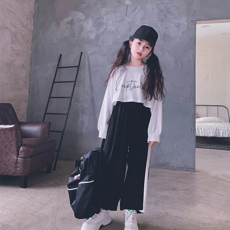 Bộ đồ hai mảnh gồm áo ngắn tay dài và quần dài thời trang xuân thu dành cho bé gái