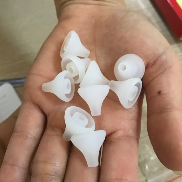 NÚM RỬA MŨI SILICON CHO BÉ