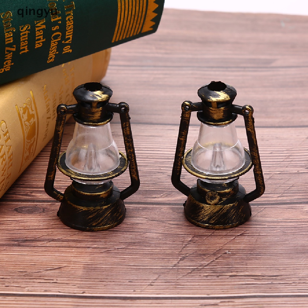 Mô Hình Đèn Dầu Màu Đen Mini Tỉ Lệ 1: 12 Dùng Trang Trí Nhà Búp Bê