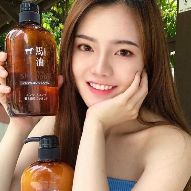 Cặp dầu gội xả mỡ ngựa Horse Oil 600ml Nhật Bản