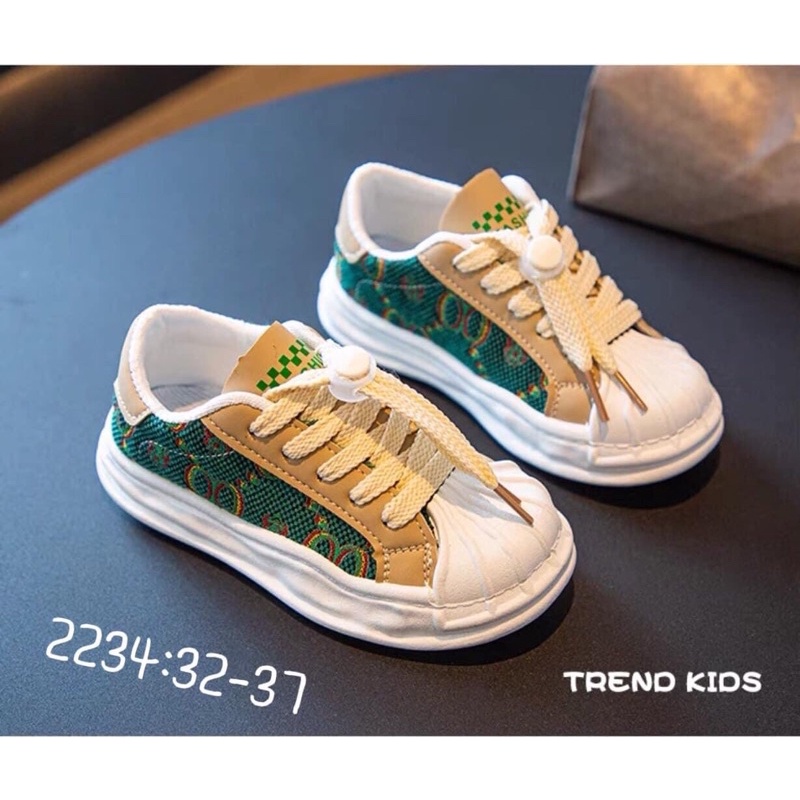 Giày thể thao mẹ và bé sz 26-37