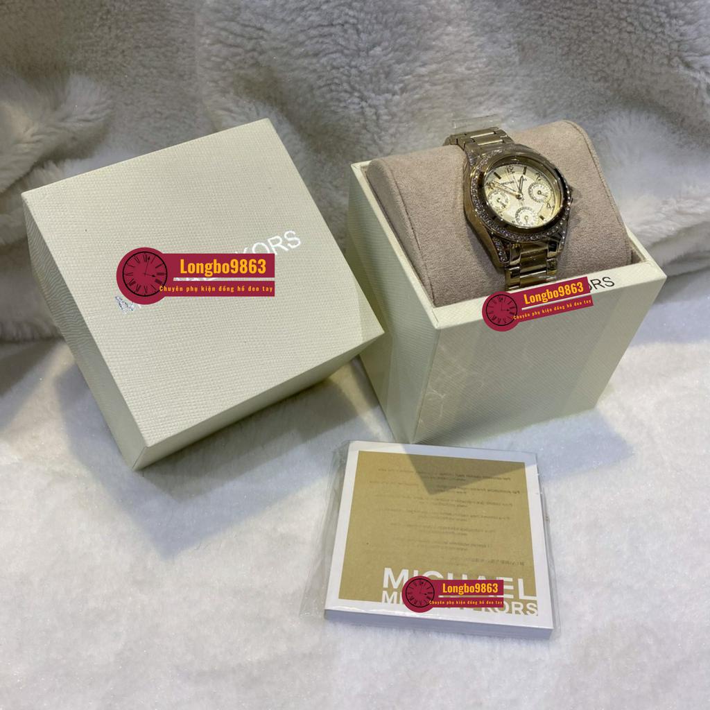 Hộp đồng hồ Michle kors mk vuông màu trắng có kèm túi và sổ thông tin hãng