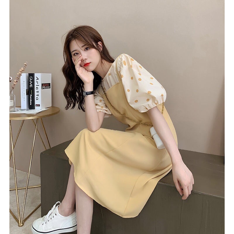 Set váy dây + áo chấm bi tay lỡ hàng quảng châu