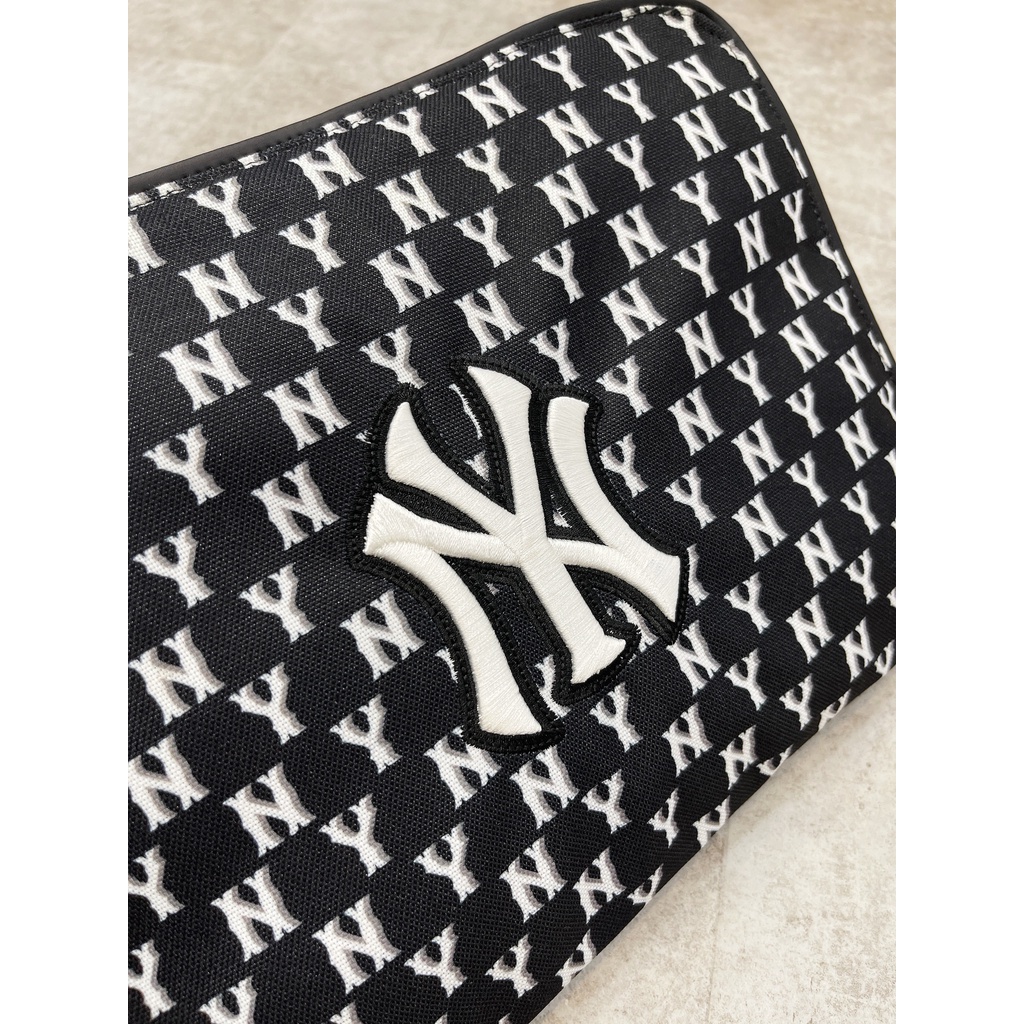 Túi xách, ví cầm tay, Túi Clutch MLB New Arrivals 2022 - Ví Kẹp Nách Màu Đen, Vàng Nâu hàng DƯ FULL TEM TAG