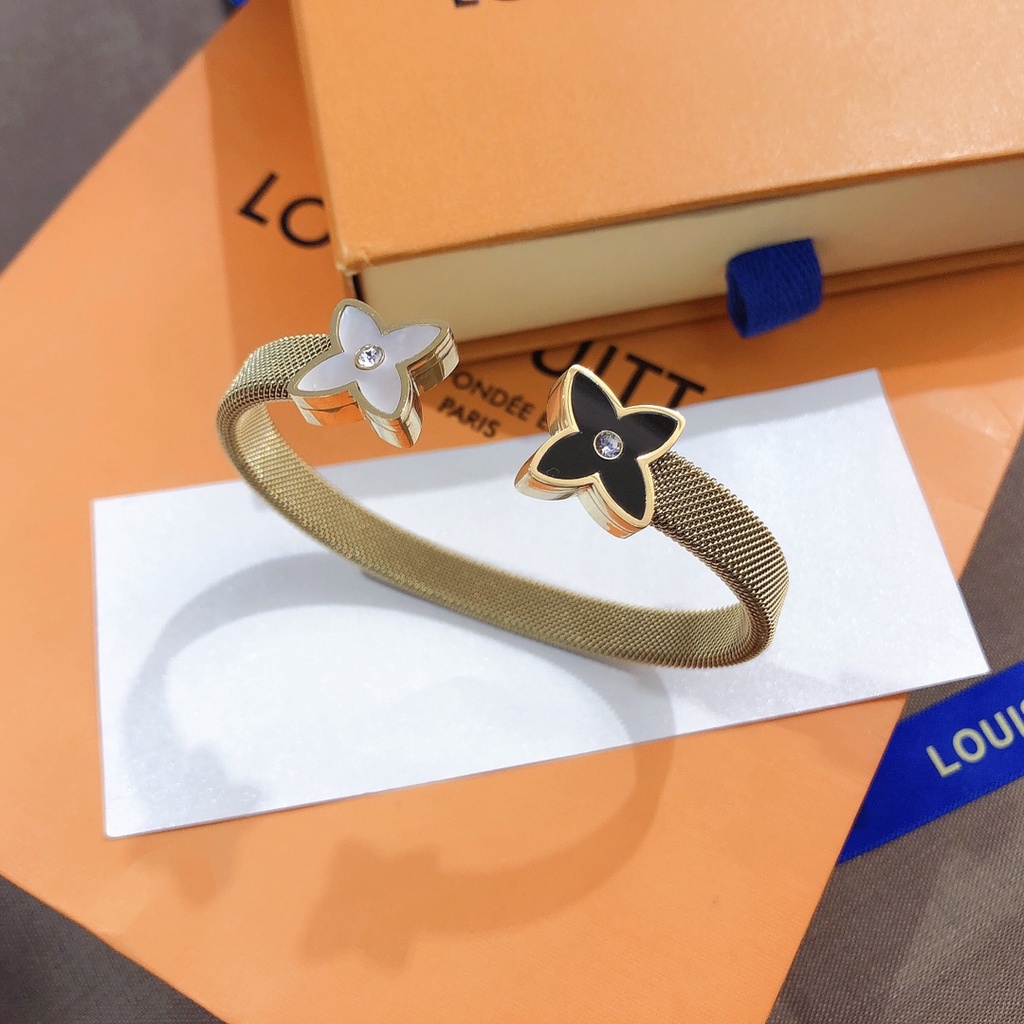 Lv Vòng Đeo Tay Đính Hoa Vuông Thời Trang