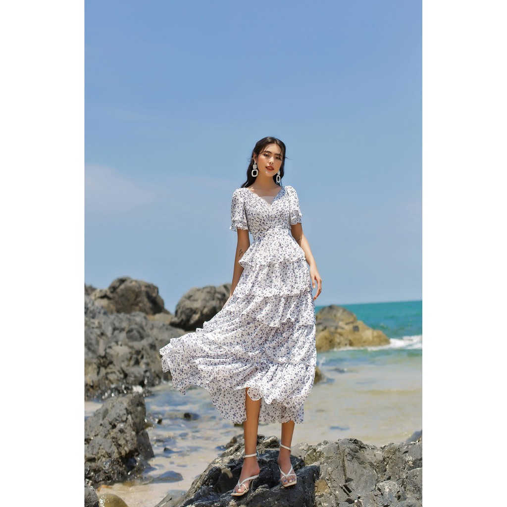 SÒ VINTAGE - NAVIE Đầm hoa cổ tim tay cánh tiên xếp tầng | BigBuy360 - bigbuy360.vn