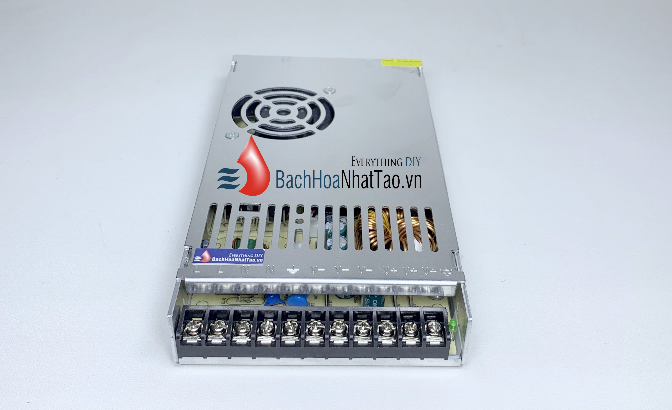 Nguồn tổ ong 5V 60A 300W(quạt) mới 100% mỏng