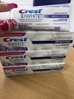 Kem đánh răng Crest 3D White mini 24g