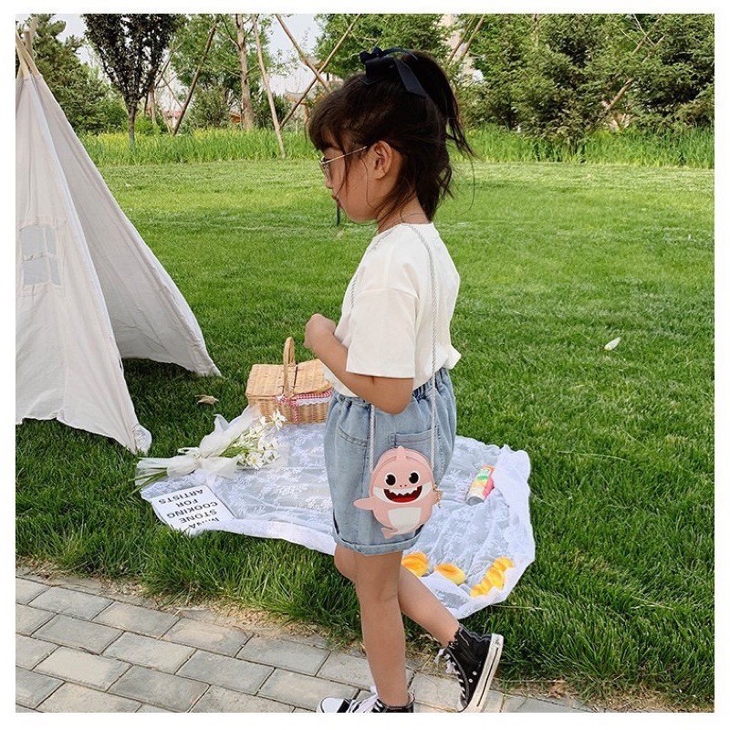 Túi đeo chéo hình chú cá BABY SHARK dễ thương cho bé gái