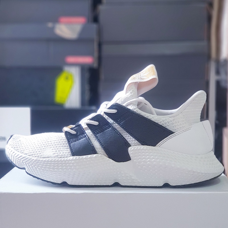 Giày Adidas Prophere Black White, size 42, real 2hand