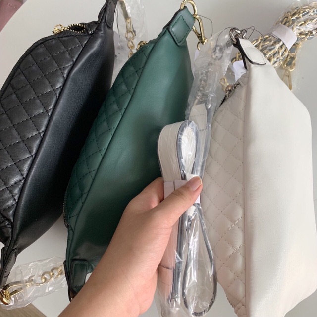 TÚI BAO TỬ GUESS CHẦN Ô