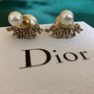 Bông Tai Dior Bằng Đồng 18k Đính Ngọc Trai Sang Trọng Cho Nữ