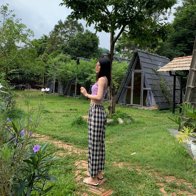 Quần ống suông karo