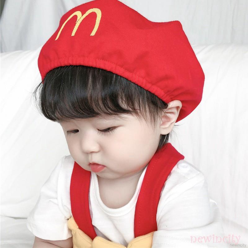 Bộ áo liền quần hai dây có nút và mũ đáng yêu cho bé