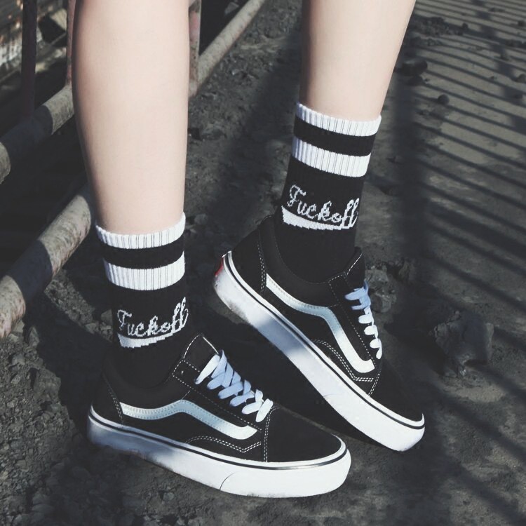Vớ cotton in chữ vui nhộn dành cho cả nam và nữ