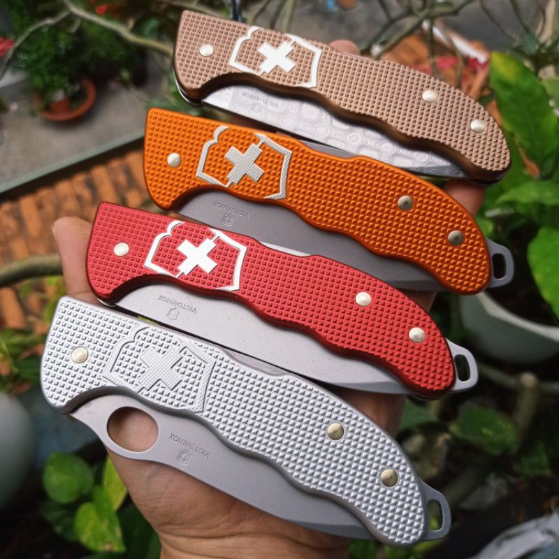 Dao đa năng dã ngoại Victorinox Thụy Sỹ: Hunter Pro