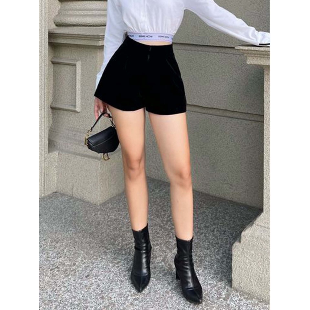 Quần Short Nữ A-line Velvet , Chất Nhung Thoải Mái , WQS000065 ,SOMEHOW