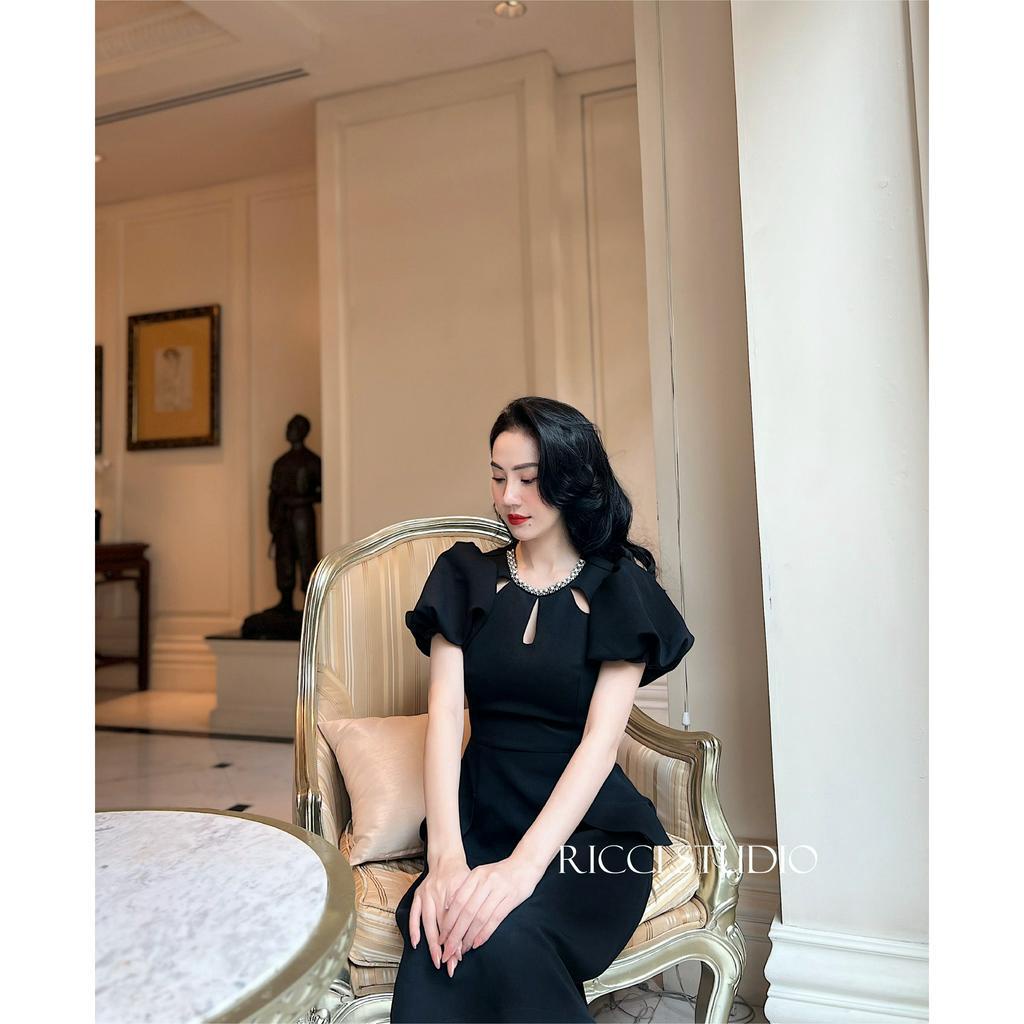 Váy V18 Ciara Dress Ricci thiết kế chất liệu vải taffta cao cấp | RICCI OFFICIAL