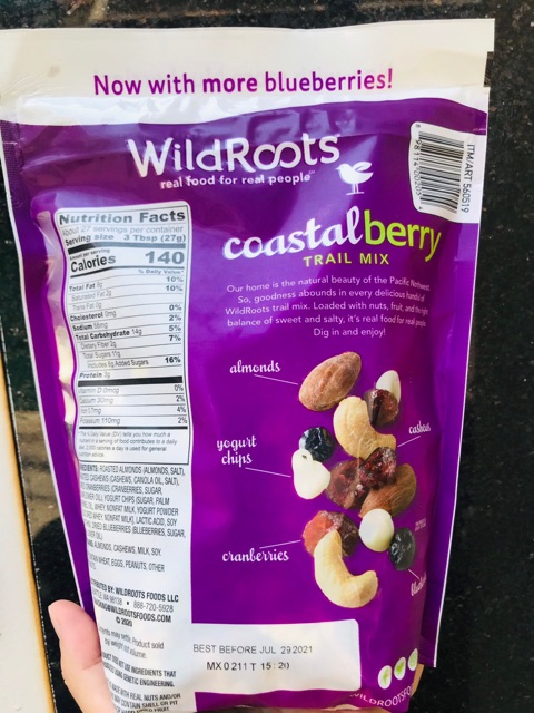 HẠT HỖN HỢP WILD ROOTS COASTAL BERRY TRAIL MIX MỸ 737g