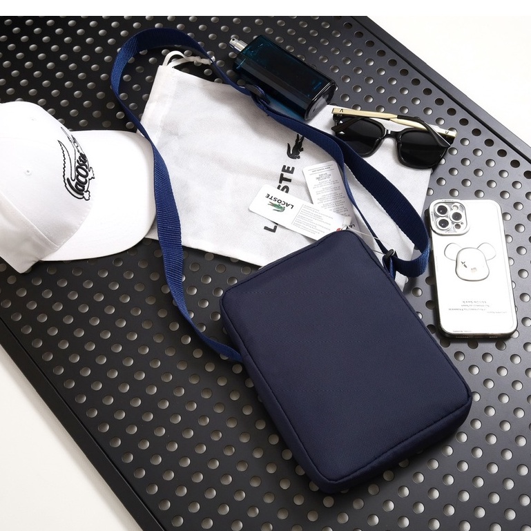 Túi đeo chéo Lacoste Tricolor - size  22 x 17 cm, vải canvas cao cấp chống thấm, phụ kiện cá tính