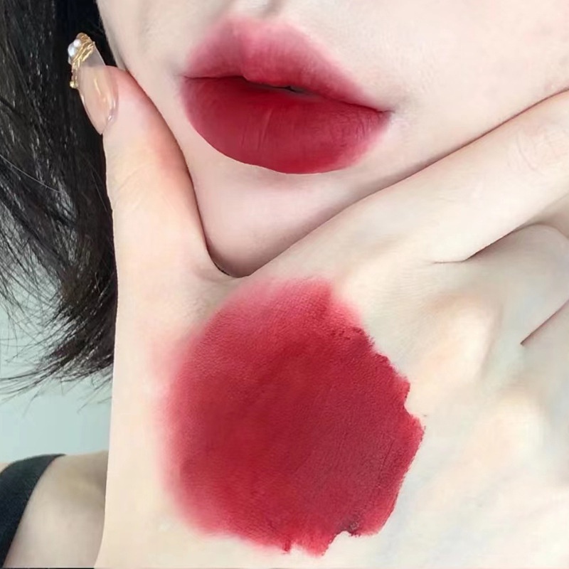 [Hàng mới về] Son Lì Lâu Trôi Không Khô Môi Thiết Kế Nhỏ Gọn 6 Màu Tùy Chọn