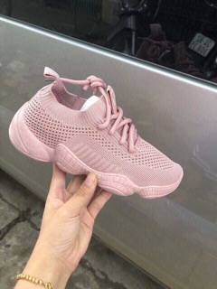 GIÀY CHUN CHỮ M SIEUUU HOT