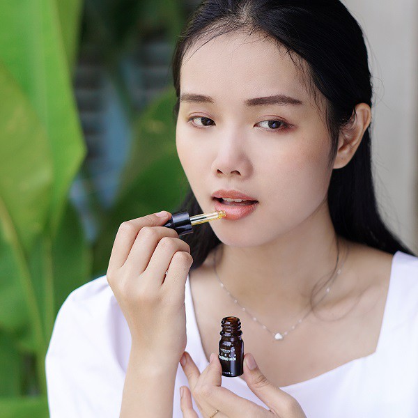 [Narguerite_Officialstore] Serum dưỡng môi mềm mịn, giảm thâm môi Narguerite 5gr | BigBuy360 - bigbuy360.vn