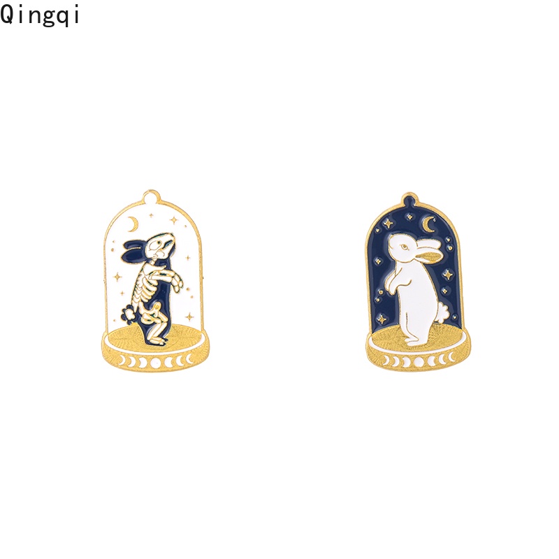 Trâm cài áo Miss Zoe hình xương thỏ mặt trăng dành cho cả nam và nữ