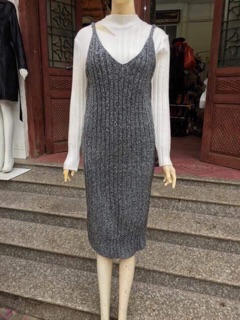 Váy yếm len body