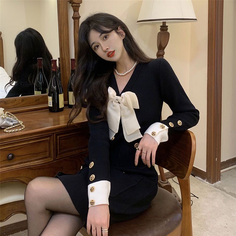 Đầm Dệt Kim Cao Cấp Cổ Chữ v Thắt Nơ Eo Màu Đen Thời Trang Mùa Thu Dành Cho Nữ