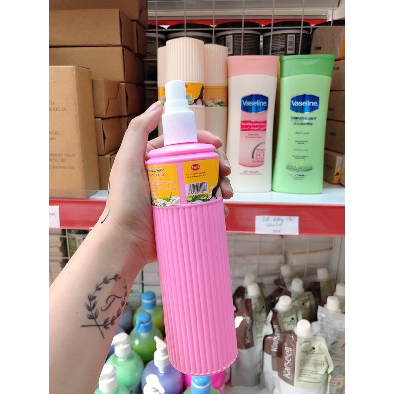 xịt phòng khử mùi