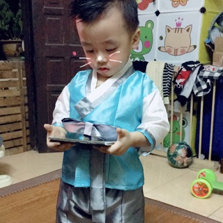 Hanbok mẹ minh hằng bé 11-12kg