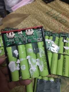Pin 18650 dung lượng 2500 mah