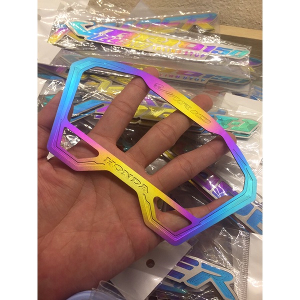 Viền đồng hồ Vario, Tem titan dán đồng hồ Vario