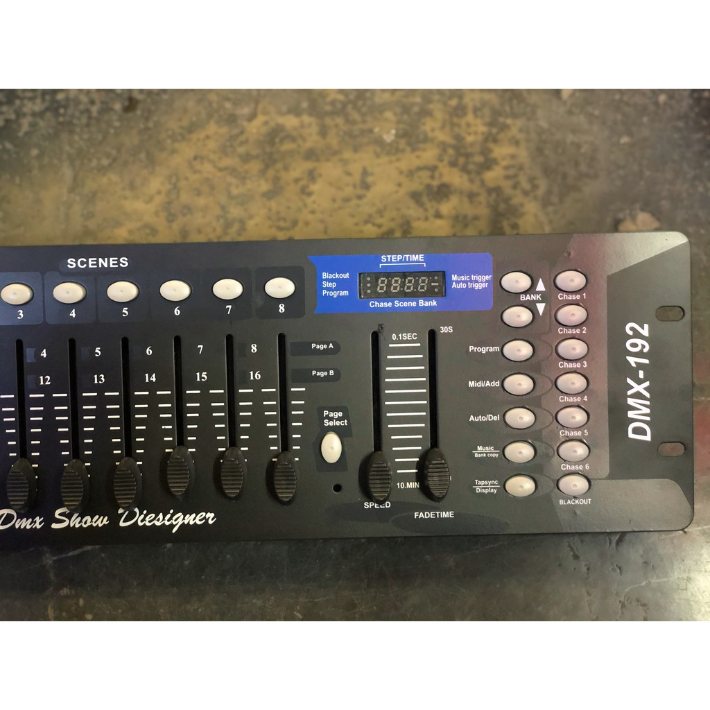 Bàn Điều Khiển Ánh Sáng DMX 512