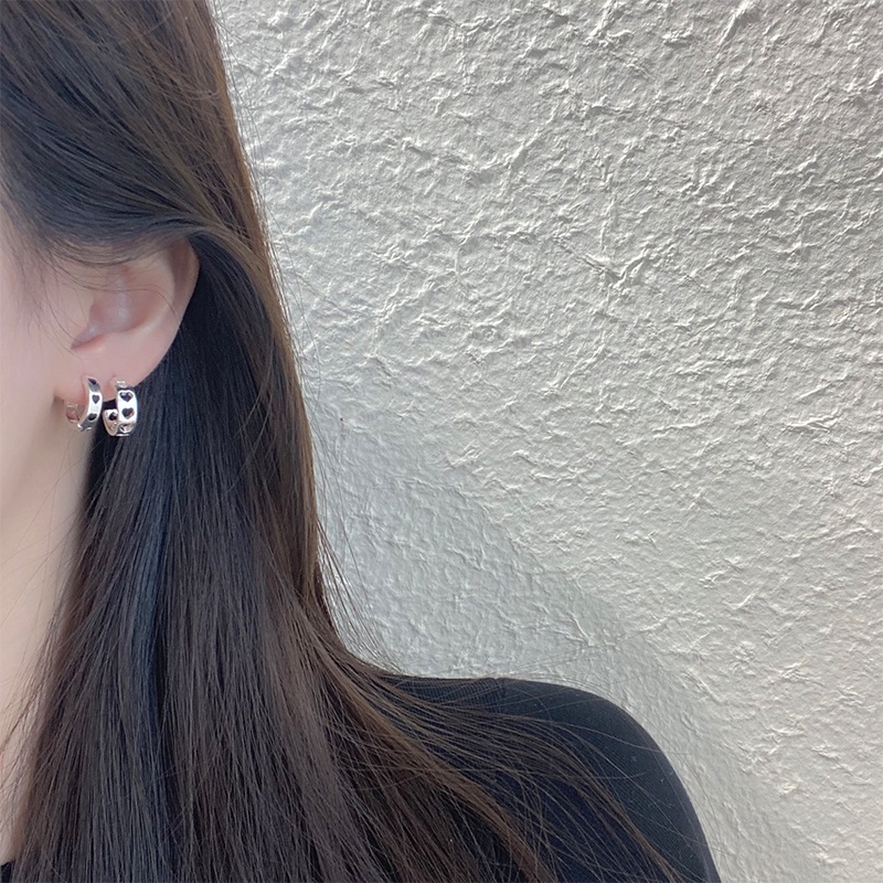 Bộ 3 Đôi Bông Tai Hình Trái Tim Đơn Giản Thời Trang Cho Nữ