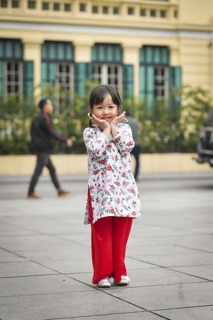 Áo Dài Nhung Cho Bé diện Tết