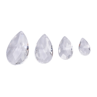 Giọt Nước Pha Lê Trong Suốt