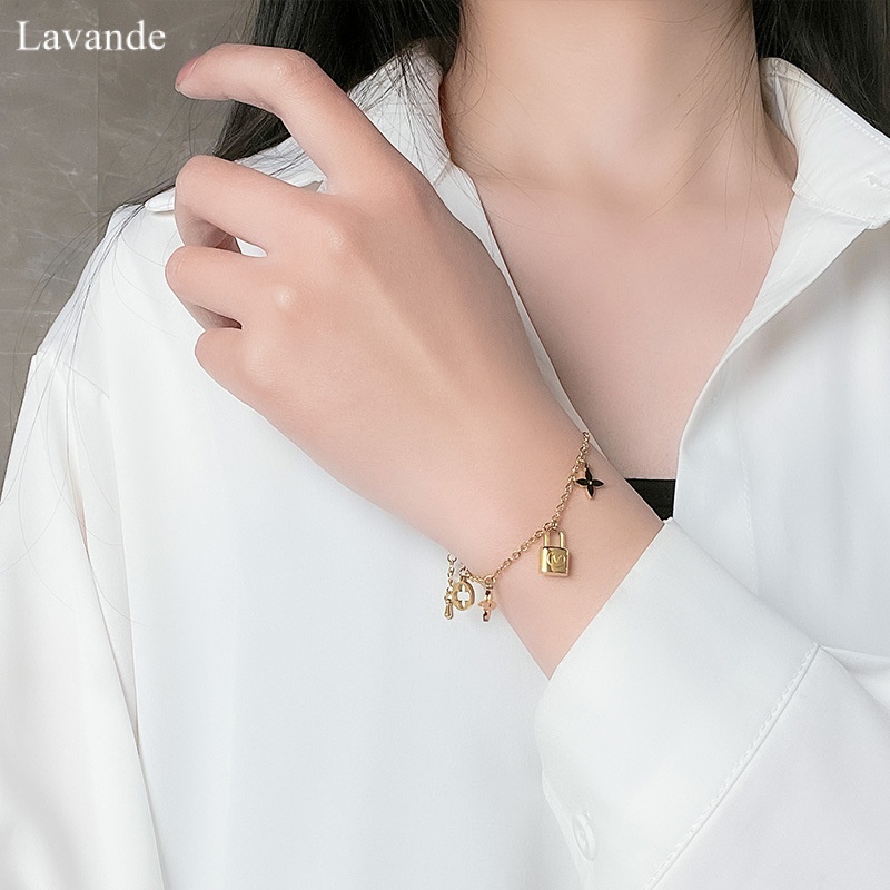 Vòng Tay Bằng Thép Không Gỉ Mạ Vàng 18K Sang Trọng Không Phai Màu B1A3