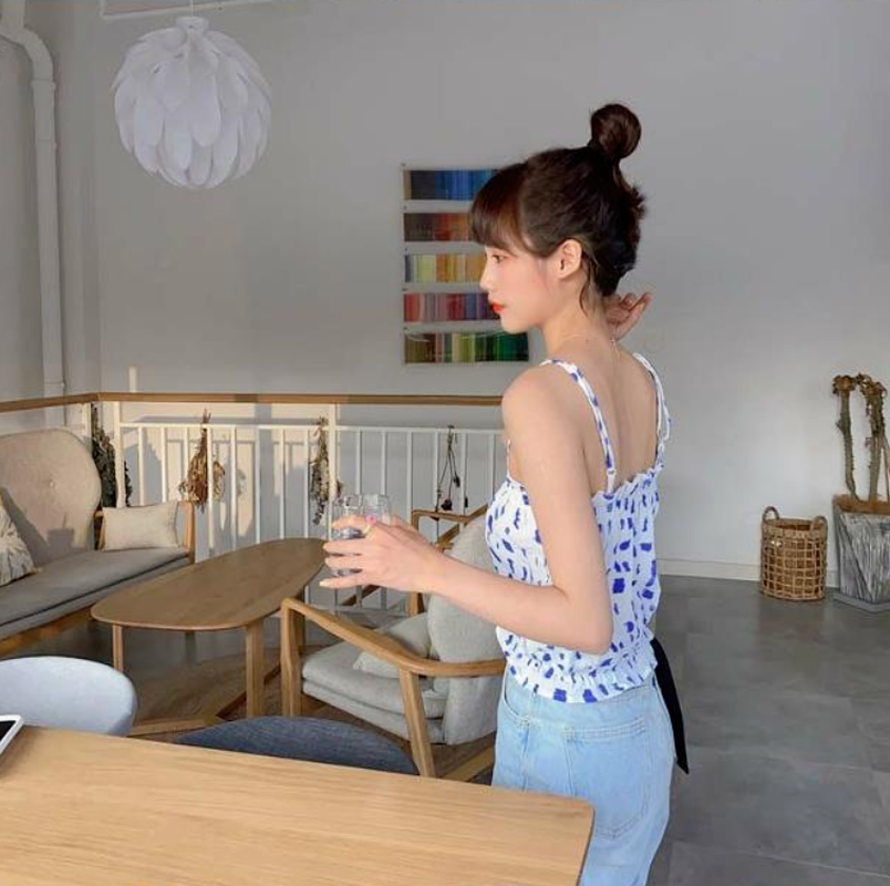 Áo hai dây với thiết kế xinh xắn đáng yêu dành cho nữ