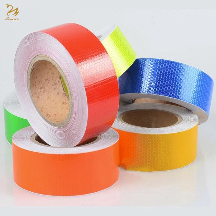 Băng keo dán phản quang cảnh báo an toàn cho xe hơi