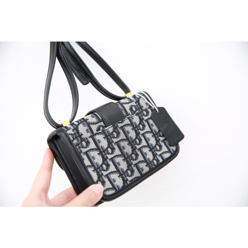 Túi khoá CD D I O R montaigne micro mini fullbox