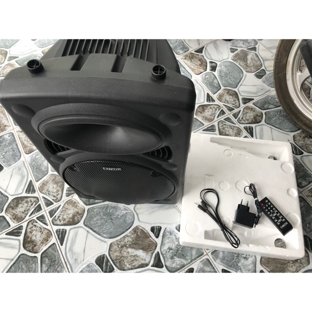 Loa Kéo Karaoke Bluetooth Enkor L1218K Đen