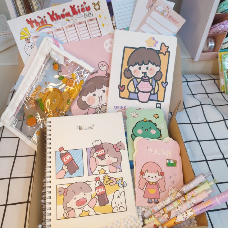 Set quà tặng sinh nhật 24 món đầy đủ đồ học tập