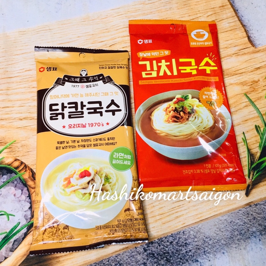 Mì sợi Hàn Quốc kèm sẵn sốt